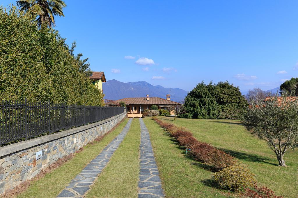 Villa Caterina By Impero House ستريزا المظهر الخارجي الصورة