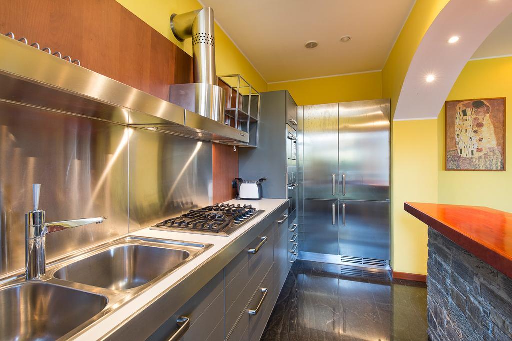 Villa Caterina By Impero House ستريزا المظهر الخارجي الصورة