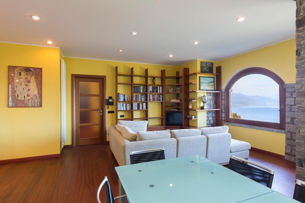 Villa Caterina By Impero House ستريزا المظهر الخارجي الصورة